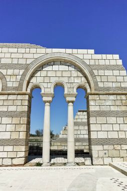 Büyük Bazilikası kalıntıları ilk Bulgar İmparatorluğu Pliska başkenti yakınındaki