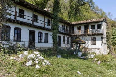Başkalaşım Manastırı, Veliko Tarnovo, Bulgaristan - 9 Nisan 2017: Tanrı, Bulgaristan kutsal başkalaşım Ortaçağ Ortodoks Manastırı