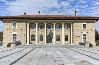 Kovachevtsy, Bulgaristan - 9 Ekim 2016: Evi Müzesi ve Anıtı komünist lider Georgi Dimitrov Köyü Kovachevtsi, Bulgaristan