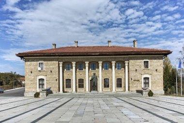 Kovachevtsy, Bulgaristan - 9 Ekim 2016: Evi Müzesi ve Anıtı komünist lider Georgi Dimitrov Köyü Kovachevtsi, Bulgaristan