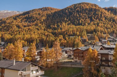 Zermatt, İsviçre - 27 Ekim 2015: Zermatt Resort, İsviçre'nin görünümü şaşırtıcı