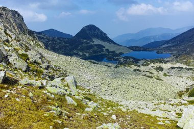 Gergiyski göller, Pirin Dağı ile muhteşem manzara