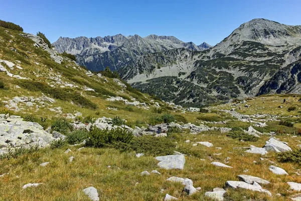 Incredibile paesaggio estivo della montagna di Pirin — Foto Stock