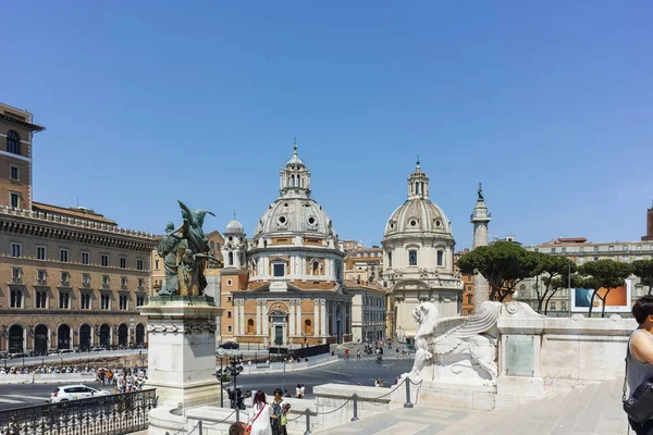 ROMA, ITALIA - 23 GIUGNO 2017: Incredibile vista su Piazza Venezia nella città di Roma — Foto Stock