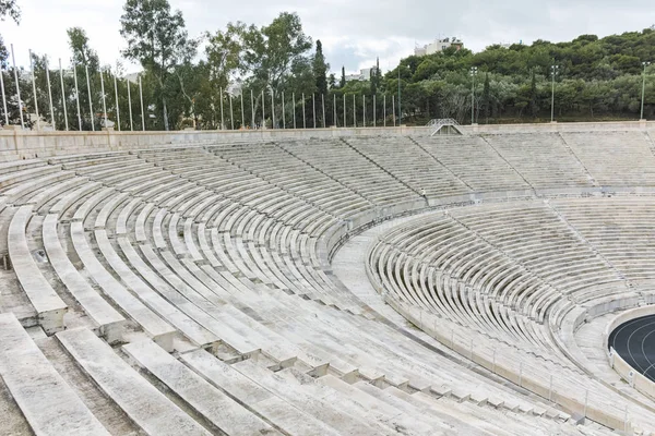 Atina, Yunanistan - 20 Ocak 2017: şaşırtıcı Panathinaiko Stadyumu veya kallimarmaro Atina, Yunanistan — Stok fotoğraf