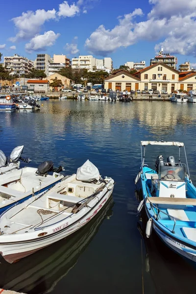 Alexandroupoli, Görögország - 2017. szeptember 23.: Csodálatos kilátás nyílik a kikötő és a város Alexandroupoli, Kelet-Makedónia és Thrákia — Stock Fotó