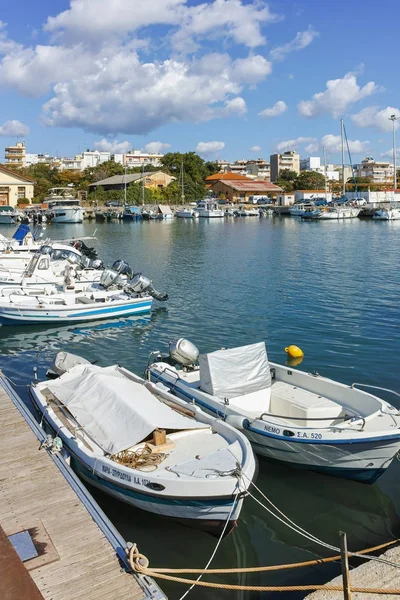 ALEXANDROUPOLI, GRECIA - 23 DE SEPTIEMBRE DE 2017: Increíble vista del Puerto y la ciudad de Alexandroupoli, Macedonia Oriental y Tracia — Foto de Stock