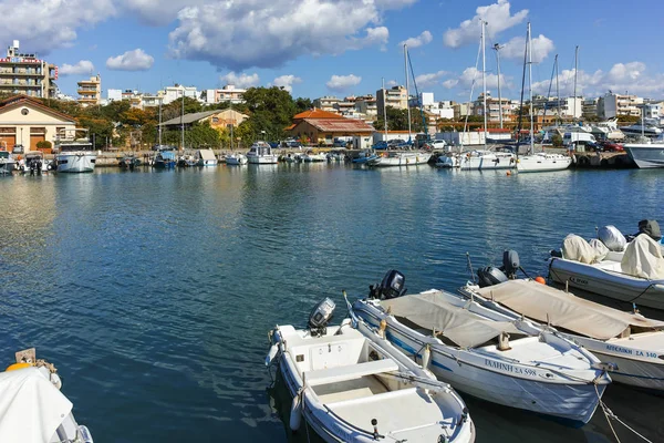 Dedeağaç, Yunanistan - 23 Eylül 2017: bağlantı noktası ve Dedeağaç şehri, Doğu Makedonya ve Trakya görünümünü şaşırtıcı