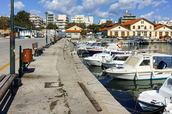 Alexandroupoli, Řecko - 23 září 2017: Úžasný výhled na přístav a město Alexandrúpoli, Východní Makedonie a Thrákie — Stock fotografie