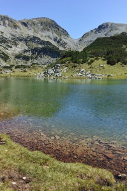 Prevalski göl ve Mozgovishka pass, Pirin Dağı ile şaşırtıcı Panorama