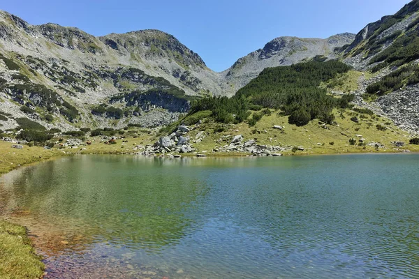 Panorama incredibile con laghi Prevalski e passo Mozgovishka, Pirin Mountain — Foto Stock