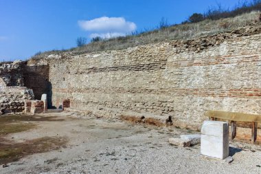 Antik kentin Heraclea Sintica - Makedonya, Bulgaristan Philip II tarafından inşa kalıntıları