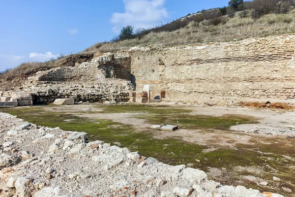 Ruínas da antiga cidade Heraclea Sintica - construída por Filipe II da Macedônia, Bulgária — Fotografia de Stock