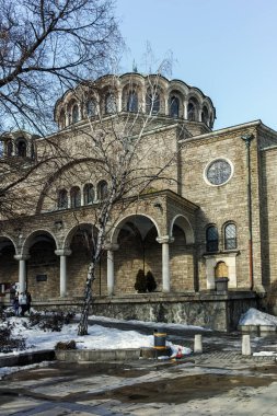 Sofia, Bulgaristan - 5 Şubat 2017: Kış görünümü katedral kilise St. Nedelya Sofya