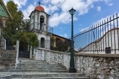 Xanthi, Yunanistan - 23 Eylül 2017: Taş Ortodoks Kilisesi kasaba, Xanthi, Yunanistan