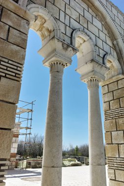 Büyük Bazilikası kalıntıları ilk Bulgar İmparatorluğu Pliska, Bulgaristan başkenti yakınındaki