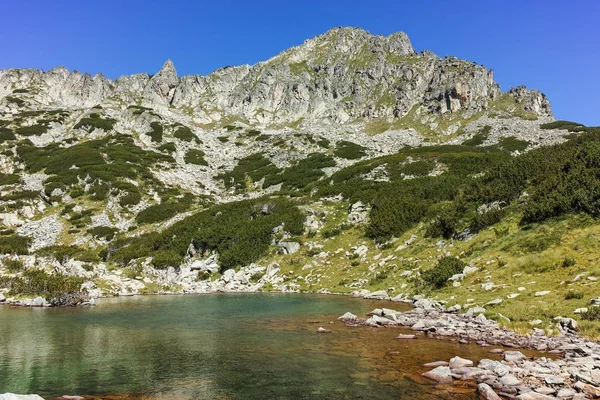 Lanskap Dengan Puncak Dzhangal Dan Danau Samodivski Pirin Mountain Bulgaria — Stok Foto
