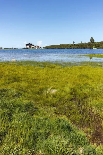 Muhteşem yaz Panorama Bezbog göl, Pirin Dağı, Bulgaristan
