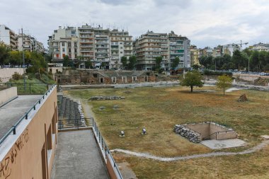 Thessaloniki, Yunanistan - 30 Eylül 2017: Ruins of Roma forumda Merkezi şehir Selanik, orta Makedonya, Yunanistan
