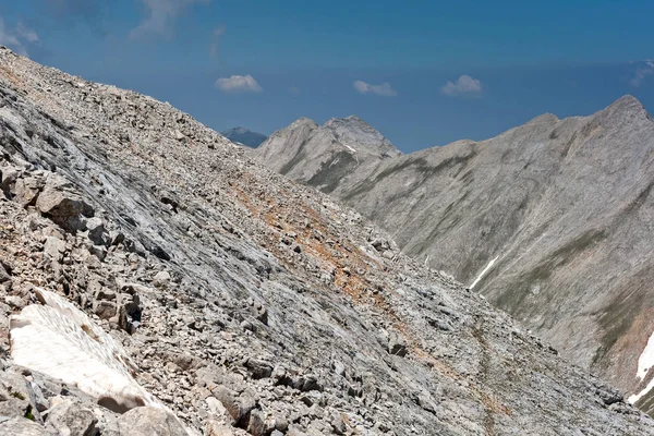 Vihren tepe, Bulgaristan'dan Pirin Dağı'nın muhteşem manzara