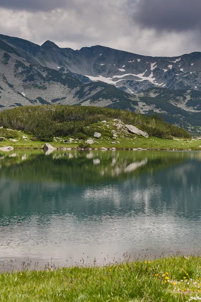 Increíble Paisaje Del Lago Muratovo Montaña Pirin Bulgaria — Foto de Stock