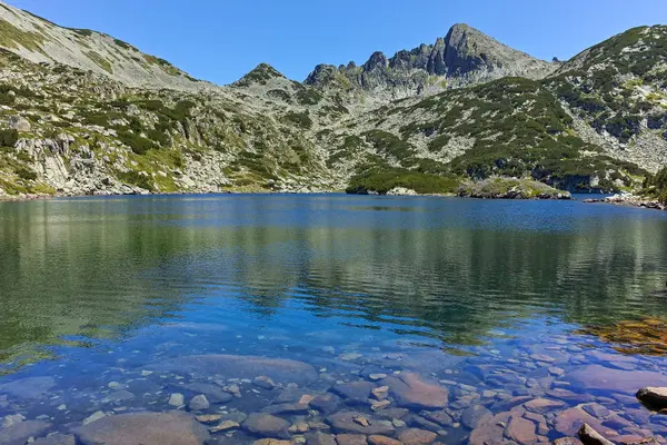 惊人的景观与 Valyavishki Dzhangal 皮林山 保加利亚 — 图库照片