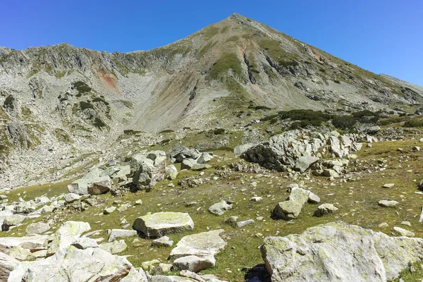 Atemberaubende Landschaft Des Argirovo Sees Der Nähe Des Dzhano Gipfels — Stockfoto