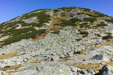 Rila Dağı inanılmaz manzara yakın korkunç göl, Bulgaristan