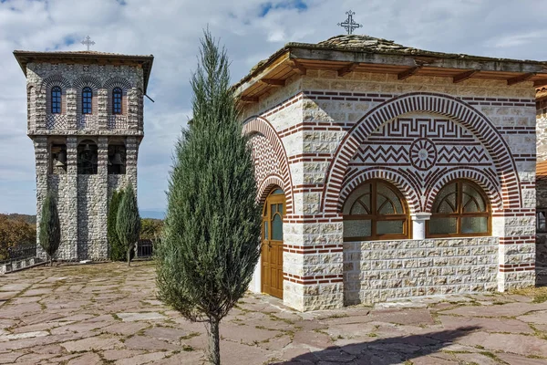 Tsarnogorski Gigintsy 修道院圣侏儒和 Damyan Pernik 保加利亚 — 图库照片