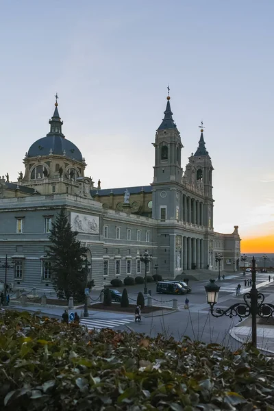 Zonsondergang Van Almudena Kathedraal Stad Madrid Spanje — Stockfoto