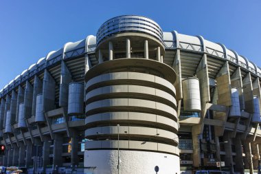 Madrid, İspanya - 21 Ocak 2018: Dışında görüntülemek Santiago Bernabeu Stadyumu şehir Madrid, İspanya