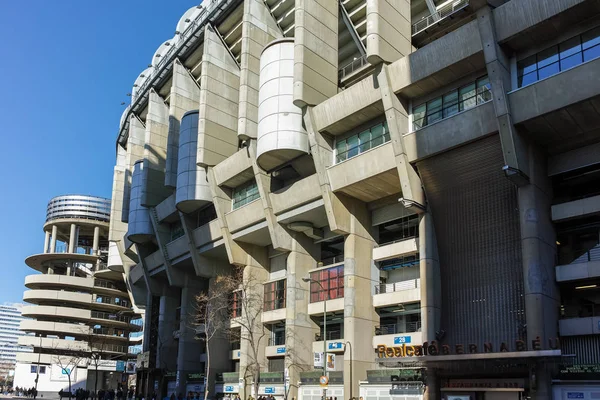 西班牙马德里 2018年1月21日 西班牙马德里的圣地亚哥伯纳乌球场外视 — 图库照片