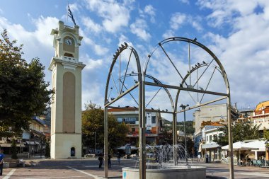 Xanthi, Yunanistan - 23 Eylül 2017: Saat Kulesi eski şehir, İskeçe, Doğu Makedonya ve Trakya, Yunanistan