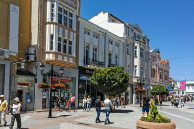 Plovdiv, Bulgaristan - 10 Haziran 2017: Panorama Knyaz Alexander ben Plovdiv, Bulgaristan şehirde sokak