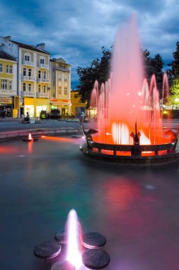 Plovdiv, Bulgaristan - 9 Haziran 2017: Walking street City, Plovdiv, Bulgaristan gece fotoğrafı