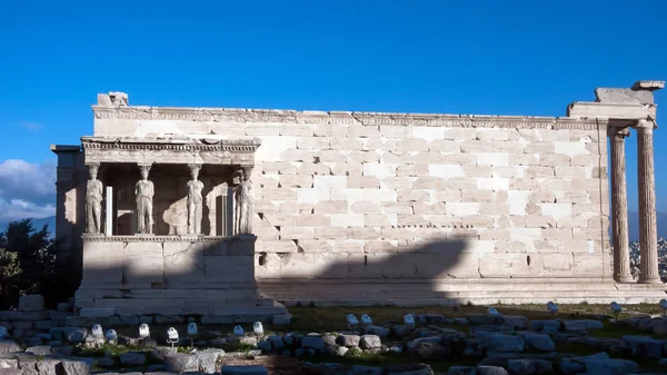 Βεράντα Του Καρυάτιδες Στο Ερέχθειο Ενός Αρχαίου Ελληνικού Ναού Στη — Φωτογραφία Αρχείου