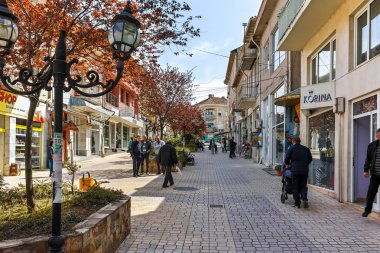 Petrich, Bulgaristan - 6 Nisan 2018: Şehir Petrich, bölge Yukarı Cuma, Bulgaristan ortasına insanlar