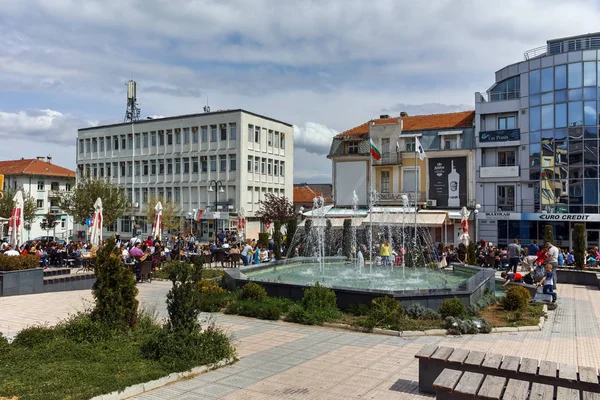 Petrich Bulgaria April 2018 Walking People Center Town Petrich Blagoevgrad — Stock Photo, Image