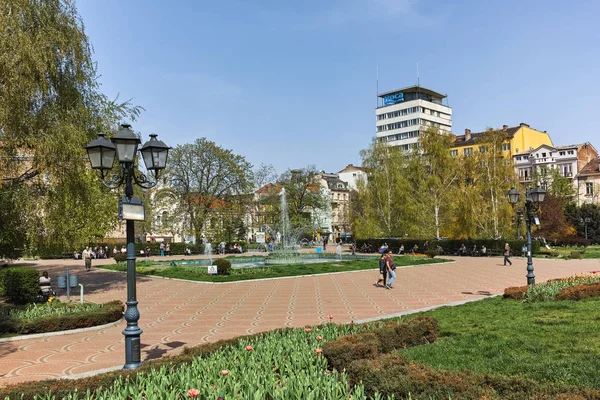 Sofia Bulgária Abril 2018 Mesquita Banya Bashi Banho Central Jardim — Fotografia de Stock