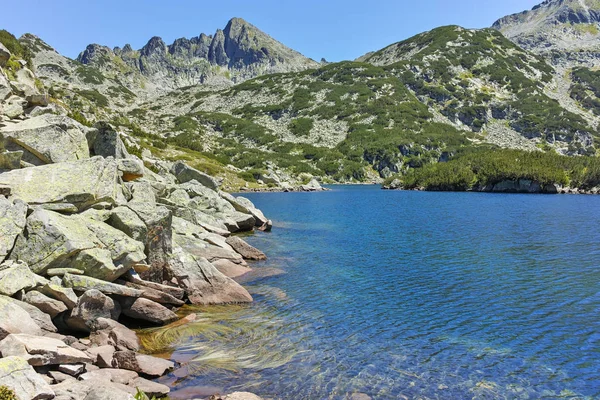 Atemberaubende Landschaft Mit Großen Valyavishko See Und Dzhangal Gipfel Pirin — Stockfoto