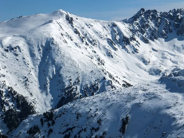 Удивительный Зимний Пейзаж Вершины Тодорки Гора Пирин Болгария — стоковое фото