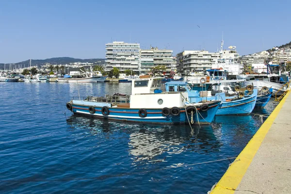 Puerto de la ciudad de Kavala, Grecia — Foto de Stock