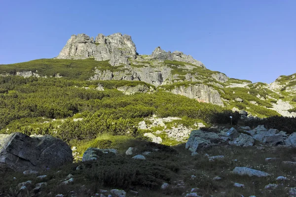 Landschap bij Orlovets piek, Rila Mountain, Bulgarije — Stockfoto