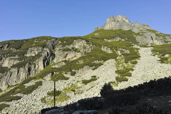 Paesaggio vicino a Orlovets picco, montagna di Rila, Bulgaria — Foto Stock