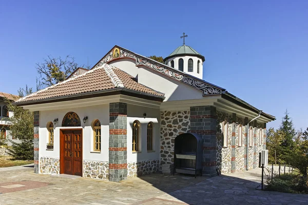 Monastère Ruen Saint Jean de Rila dans la montagne Vlahina, Bulgarie — Photo