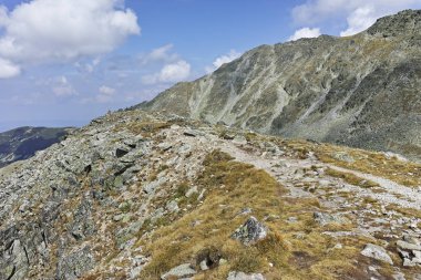 Bulgaristan 'ın Rila Dağı' ndaki Musala zirvesine tırmanma rotası