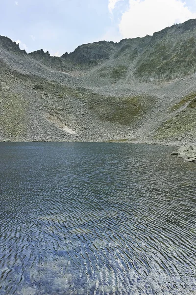 Panorama jeziora Ledenoto (Ice), góra Rila, Bułgaria — Zdjęcie stockowe