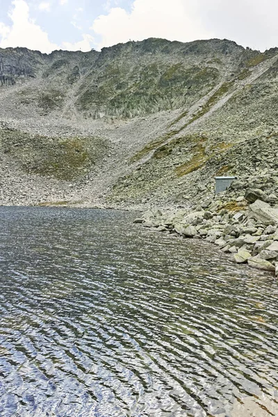 Panorama jeziora Ledenoto (Ice), góra Rila, Bułgaria — Zdjęcie stockowe