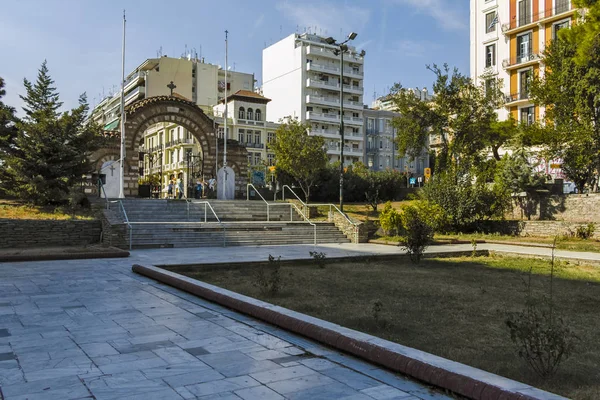 Plaza Agia Sofia en la ciudad de Tesalónica, Grecia —  Fotos de Stock