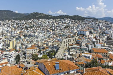 Yunanistan 'ın kalesinden Kavala kentinin panoramik manzarası